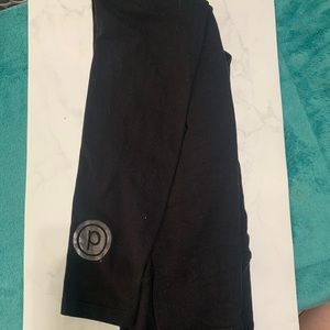 PURE BARRE/BEYOND YOGA LEGGINGS